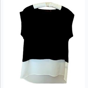 The Limited black sleeveless high low top Size S
